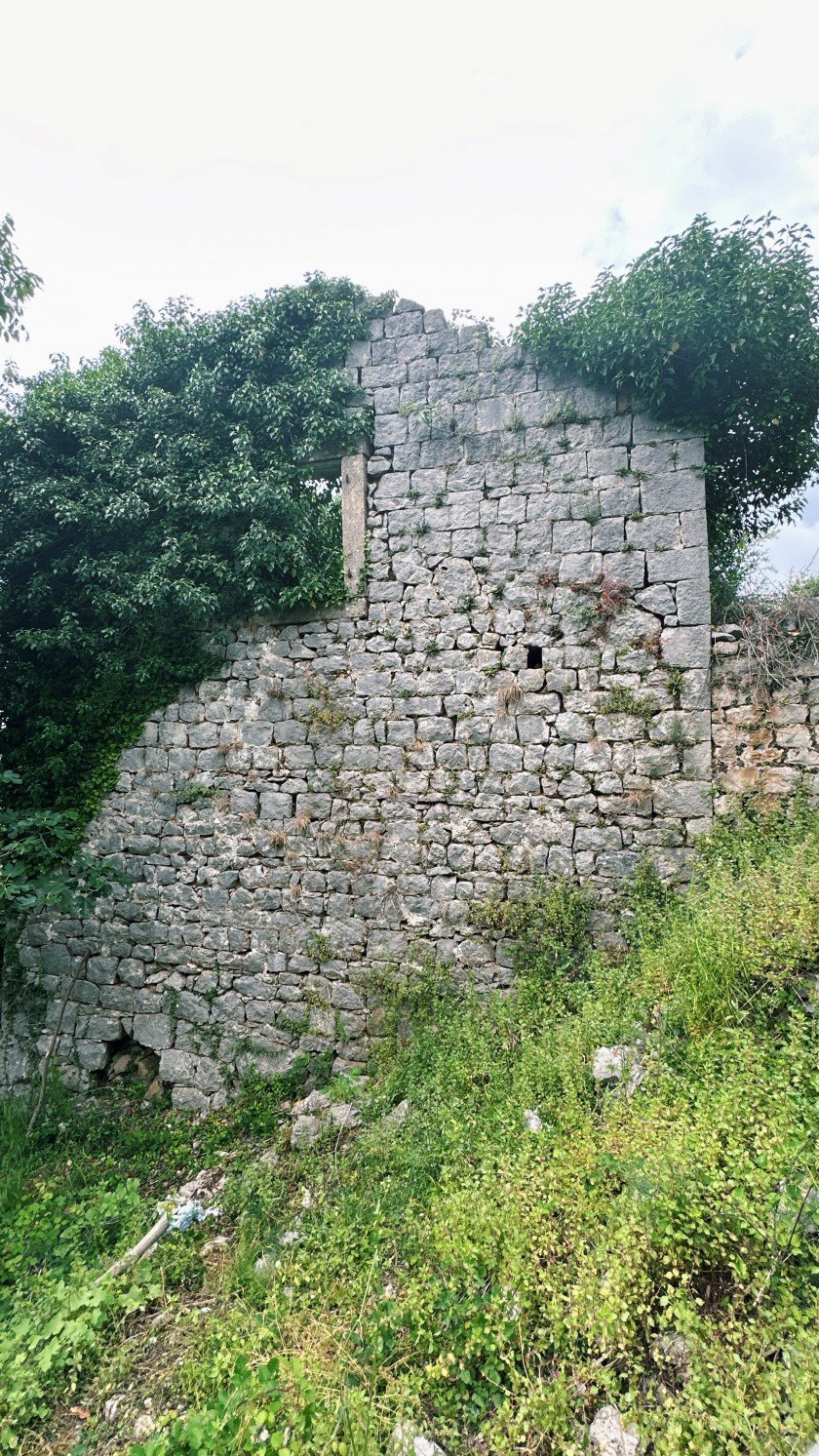 Prodaje se zemljište od 1,441 m² u selu Zagora