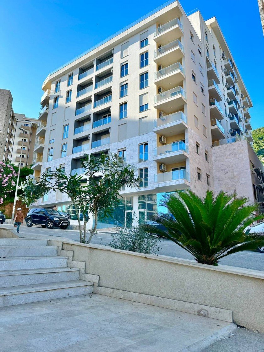 Šarmantan studio od 32 m², samo 350m od mora u Bečićima