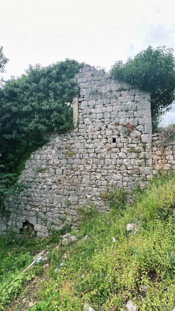 Prodaje se zemljište od 1,441 m² u selu Zagora